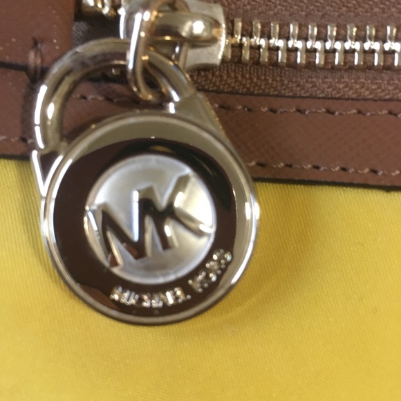 Michael Kors Yellow Crossbody Purse - Picture 7 of 13